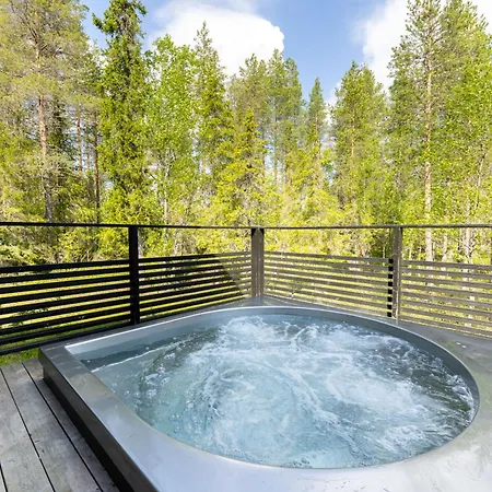 Villa Hellitae - Private 3br With Hot Tub Ylläsjärvi