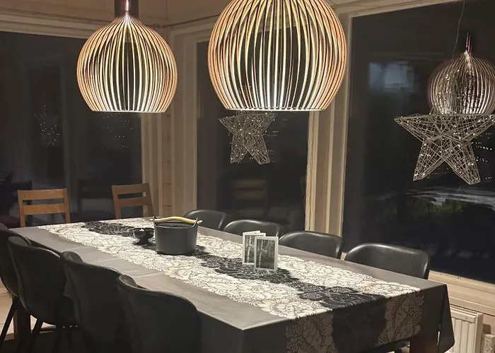 Hellitae - Big, Private And Great Location